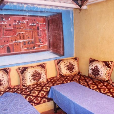 Auberge Et Hotel Les Amis Тафраут Екстериор снимка
