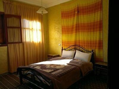 Auberge Et Hotel Les Amis Тафраут Екстериор снимка